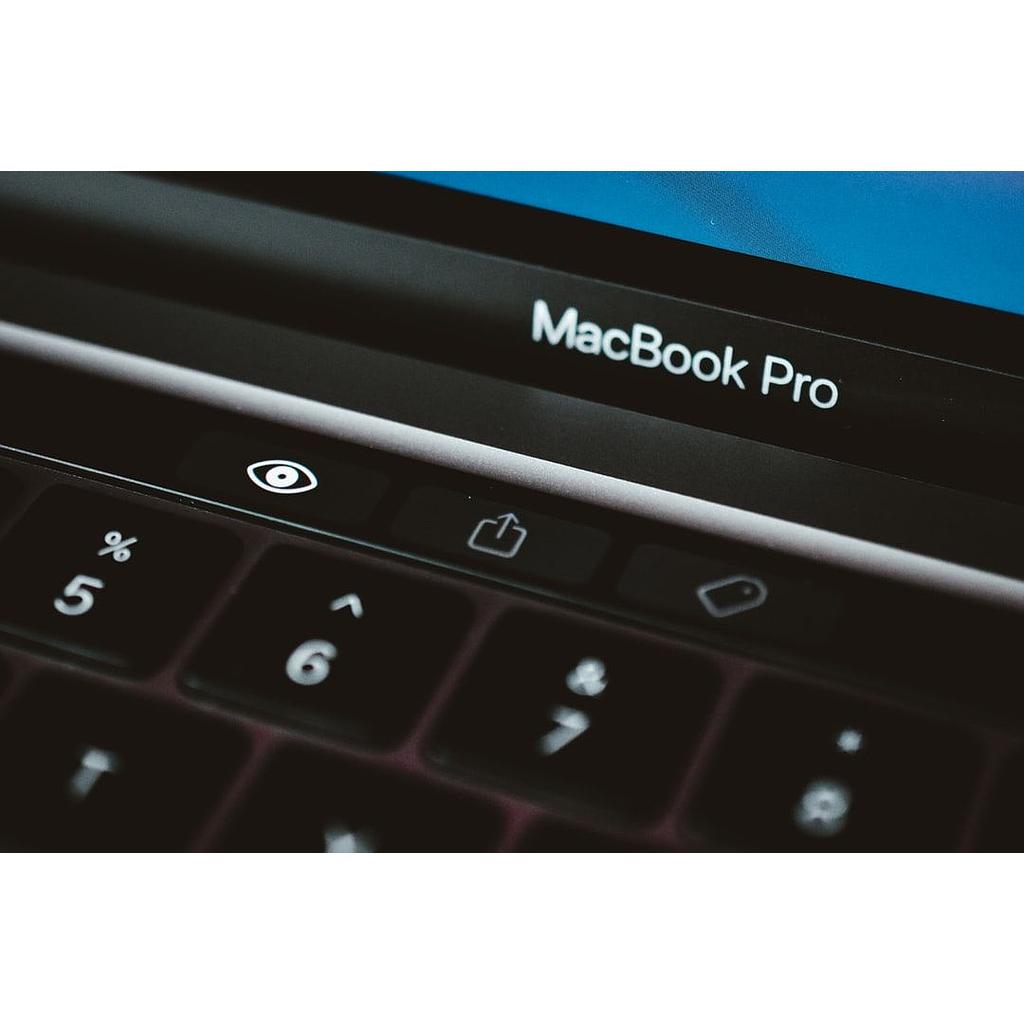 New Apple MacBook Pro 16" M1 Pro Chip 10-Core CPU 16-Core GPU 16GB/512GB